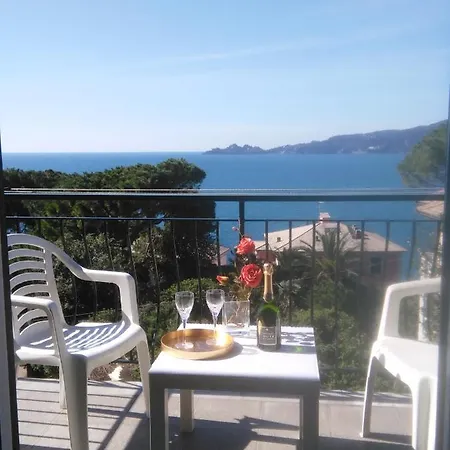 Vacanze Al Mare - At The Seaside 公寓 *