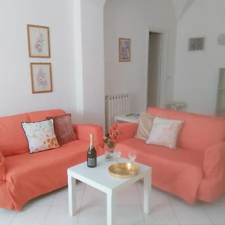 Vacanze Al Mare - At The Seaside Appartamento *